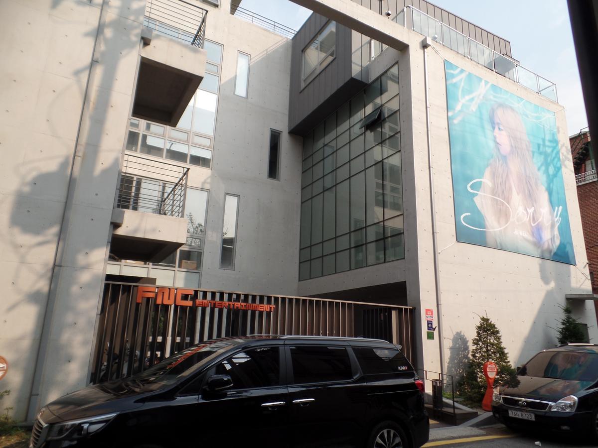 Cheongdam Ladies Guesthouse In Seul Esterno foto