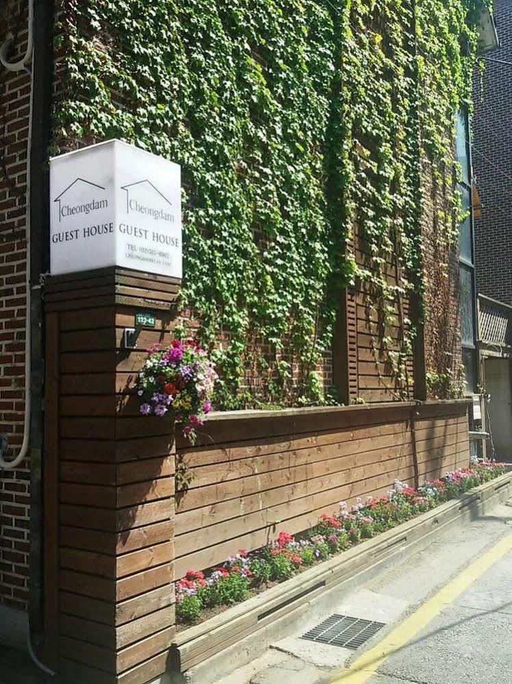 Cheongdam Ladies Guesthouse In Seul Esterno foto
